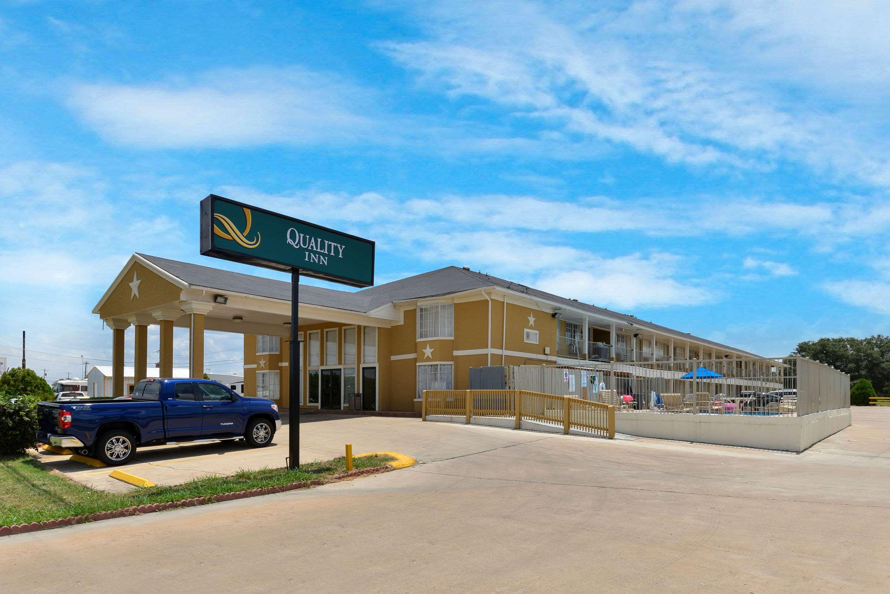 Quality Inn Gonzales Exterior foto